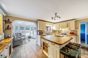 Photo 20- click for photo gallery